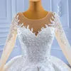 2024 Princess Satin Wedding Dress for Women Long Sleeve Pearls Pärlor Lylusion ärmar Lace Up Bridal Formal Gowns Customed Vestidos de Noiva