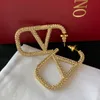 2023 Kolczyki Projektant dla kobiet Stud Ear Luksusowy złoty litera Kształt Pearl Crystal Gold Double V Letter 925s Srebrna biżuteria Klasyczna Kaleen-6 CXD231132