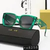 Designers de luxo Óculos de sol para mulheres designers unissex Óculos de sol praia Óculos de sol retro Design de luxo UV400 com caixa boa