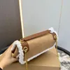 Moda kadın çanta çanta tasarımcısı bilek çanta eyer çanta kadınlar tote kova çantası koltuk altı hobo çantası lüks büyük tote debriyaj alışveriş sepeti crossbody