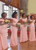 Doce rosa fora do ombro Vestidos de dama de honra Nigéria Meninas sul -africanas Dominada de Honra Denunda do piso Cetim de sereia longa Mermaid Vestido de convidado cl2879