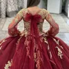 Czerwona suknia o piłce o dółko sukienka Quinceanera Złota koronkowa aplikacja długa pociąg XV księżniczka vestidos de 15 Anos urodziny Sweet 16 Sukienka