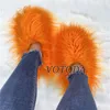 Pantofole di lusso in pelliccia di Mongolia Scivoli da donna Soffici pantofole fuzzy Infradito in peluche Morbide pantofole invernali calde per la casa Incredibili scarpe pelose Donna 231102