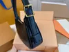 Designerskie kobiety worki pół księżyca pętla torebka torebka torba na ramię Crossbody Bag miniaturowe monogramy wytłaczanie torebek posłańca portfel sacoche