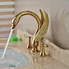 Bathroom Sink Faucets Vidric Swan Shape Dual Handle Golden Washing Basin Faucet Widespread Deck Mounted Mixer Tap With And Cold W