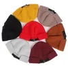BERETS KOREANバージョン調整可能なソリッドカラーヒップホップ男性編み帽子秋の冬の短いスタイル女性弾力性ビーニースカルキャップ