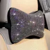 وسادة 2 PCS Diamond Bling Car Neck لسائق المقعد وسادة مسند تلقائي للسيارات الكريستال رينستون الملحقات قوس قزح 231102