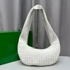 Borsa a tracolla in tessuto Designer Hobos Borse sotto le ascelle Chiusura con cerniera in vera pelle All'interno Lettere di moda Borse semplici Borsa in più colori Borsa di qualità 5a