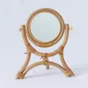 Miroirs Miroir de maquillage de table tissé à la main avec support de support Vêtements de rotin naturel rétro de bureau vertical rond à la main