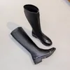 Stiefel Damen Breite Wadenweite Modisch Herbst und Winter Mittelstarker Absatz Niedrige Absätze Einfarbig Schwarz vorne