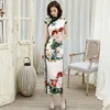 Vêtements ethniques Printemps Vert Long Cheongsam Nouveauté Style Chinois Robe Femmes Satin Qipao Mince Robes De Soirée À La Main Bouton Robe Taille