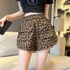 Pantaloncini da donna modello leopardato 2023 estate coreana a vita alta pantaloni larghi a gamba larga pantaloni larghi e versatili per bambini
