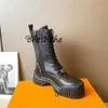Tasarımcı Botlar Louls Vultton Ruby Flats Ranger Boots Kadın Cowhide Deri Ayak Bileği Bots Siyah Platform Chelsea Öngen Beyaz Hafif Kauçuk Dış Tablo Önyükleme