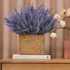 装飾的な花2pcs人工ラベンダーブランチ植物ホームガーデンデコレーションテーブル壁装飾diy花瓶の結婚式パーティー