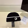 Designer clássico gorro boné chapéu de inverno para homens mulheres respirável proteção de ouvido e calor ao ar livre misturado