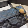 Luxury Top Ladies Shoulder Bag Crossbody Bag Purse Caviar Diamond Leather Handväska Tote Stora väskor Kopplingspåsar Plånbok Purse Little Golden Ball
