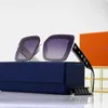 Okulary przeciwsłoneczne Projektant Nowy spolaryzowany szaleństwa dla kobiet bez szaleństwa Sunvisor Duże okulary ramy 2QCD
