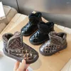 Bottes de neige pour filles et garçons, chaussures d'extérieur chaudes et en peluche, coupe-vent, imperméables, épaisses, pour étudiants, hiver