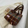 Avondtassen Tote Damestas Schoudertas Wol Shopper Voor Vrouwen Grote Capaciteit Herfst Winter Zachte Plaid Dames Reizen Designer Handtas