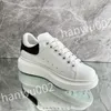 2023 New Designer Woman Shoe Men Fashion Lace Lace Up White Black Outdoor Sports Running Shoes Luxury Classic comodo comodo