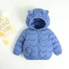 Down Coat 2023 Winter Baby Girl Boy Parkas Ytterkläder Kids Söt tecknad björntjockare jacka Spädbarn Varma rockar barn solida kläder