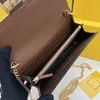 Designer Bolsa de ombro feminino Bolsas de luxo em cadeia bolsas de couro em relevo Mini maquiagem embreagem Itália Roma moda fofa bolsas de envelope #621666