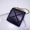 Mini bolsa crossbody de pele de carneiro com verificação de diamante para mulheres bolsa de corrente de metal com caixa de presente