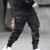 Summer Joggers Men Black Tactics Cargo Pants Hip Hop Streetwear Pencil Sweatpants Ribbon Pocket Byxor Elastiska midja Män plus storlek 5xl