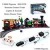 Blöcke 826 PCs Weihnachtswinterurlaubszug Bahngleisspielzeug 2,4 g RC Dampfgebäude Ziegeln für Kinder Weihnachtsgeschenk -Dolpern Lieferung OTOUD