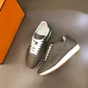 Mode Men boomerang casual skor mjuk ljus botten löpande sneakers Italy Delicate Elastic Band Low Top Calfskin Designer Comfy Casuals Athletic Shoes Box EU 38-45