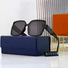 Solglasögon designer ny stil kvinnor med fyrkantiga ramar, mörka glasögon, fashionabla solskydd, stor ram, UV -resistenta glasögon oz55