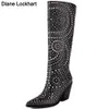 Nouveau style Punk bottes de cowboy occidentales chaussures pour femmes talon épais pointe rivet boucle de ceinture noir gothique Kenn bottes hautes Zapatos Mujer 230403