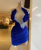 Vestido de cocktail azul real vestido de festa de baile plus size zíper nova graduação personalizada em linha reta acima do joelho mini apliques rendas até o-pescoço sem mangas cetim