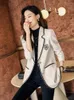 Costumes pour femmes, blazer blanc, automne/hiver, Badge noir, manches longues, deux boutons, bureau, veste professionnelle décontractée, 2023