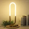Tafellampen Moderne LED-leestafellamp Slaapkamer El Woondecoratie Witte U-vormige siliconen buislamp