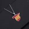 Colliers pendentif en acier inoxydable Collier de carte d'huile de goutte espagnole