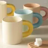 Muggar Creative Ceramic Cup High-Exalue Mug Nordic Par Coffee Water 300 ml Personlighetskonst Vardagsrum Dekoration Tillbehör