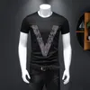 メンズTシャツ夏のTシャツデザイナーパーソナライズされたトレンドマーセル化コットン大型Vレターダイヤモンドスリムカジュアルマレティー衣類230404