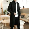 Heren Trench Coats Men Fake Two Pieces Cardigan Kimono Male Lange Chinese stijl Zwart losse vintage katoenen linnen 230404