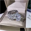 Anneaux de mariage 2021 Nouveaux bijoux de luxe étincelants Couple Anneaux Grand Ovale Coupe Blanc Topaz CZ Diamant Pierres précieuses Femmes Mariage Bague de mariée Dhkft