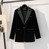 Ternos femininos 2023 Tamanho grande Blazer de veludo dourado Temperamento feminino outono botão único de manga comprida feminino coreano Terne Coat M834