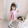 Robes de fille 2023 Baby Girls Plaid Tricking Robe For Christmas Party Winter Cardigan Children Children Fashion Kid Pull