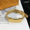 Designer Clover Letter Bangle Luxury Brand Gold Bracelets Men Women Fashion Watchband Bracelets Accessories Party Wedding Valentine Day Gifts
