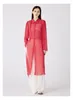 Kvinnors dike rockar Pure Mulberry Silk Georgette Red Polo Collar Långärmad tunn kappa Enkel bröst Asymmetrisk vindbrytare FE368