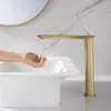 Banyo Lavabo muslukları uzun tarzı lavabo musluk ve soğuk su mikseri musluklar krom fırçalanmış altın mat siyah gri