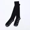 Chaussettes de sport compression genou High professionnelle respirable coulant couleurs solides cyclistes hommes soutient les bas féminins