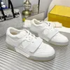 Designer Luxury brand Fendyitys Match Casual shoes Men Women Leather Vintage Splice Fashion Low Platform Sneakers Outdoor Trainers