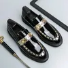 Kleid Schuhe Loafer für Männer Gold Schwarz Pu Leder Herren Runde Zehen Slip-On Frühling Herbst Handgefertigt