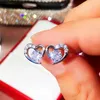 Kolczyki stadnorskie Koreańszy styl świeże serce z białym/fioletowym kamieniem cyrkonu dla kobiet biżuteria ślubna 2023 Trend
