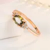 Мода Rosegold Color Classical Imation Peridot Rings для женщин Элегантное овальное обручальное кольцо циркона Простые украшения